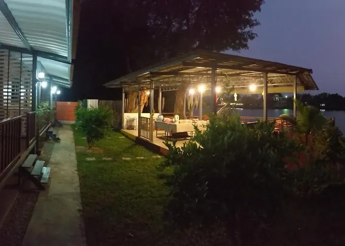Aroonsri Thara