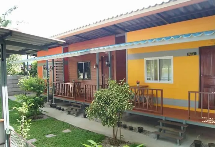 Aroonsri Thara บ้านพัก